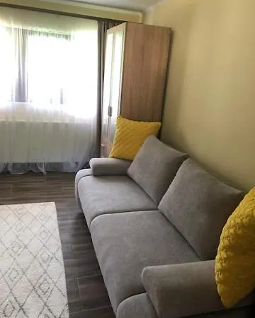 Admiralitas Kitchen And Restaurant לינה וארוחת בוקר