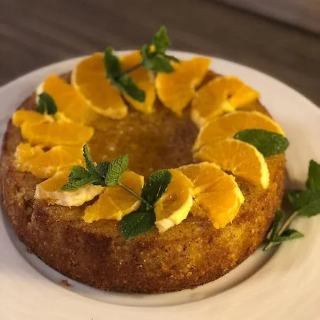 לינה וארוחת בוקר Admiralitas Kitchen And Restaurant 4*