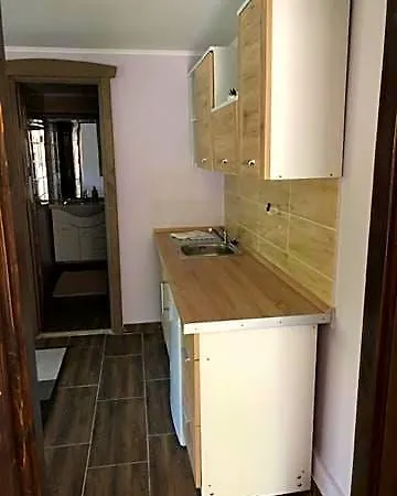 Bed & Breakfast Admiralitas Kitchen And Restaurant Leanyfalu