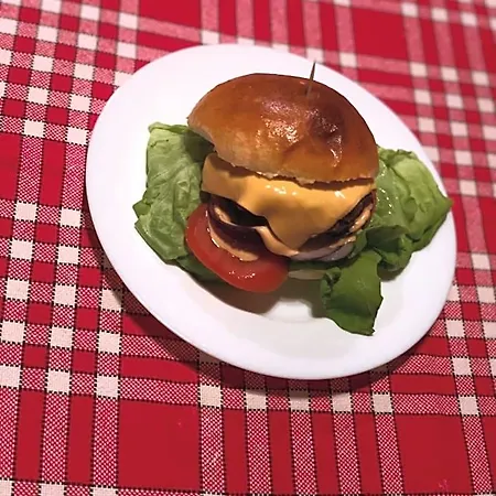 فندق مبيت وإفطار Admiralitas Kitchen And Restaurant 4*