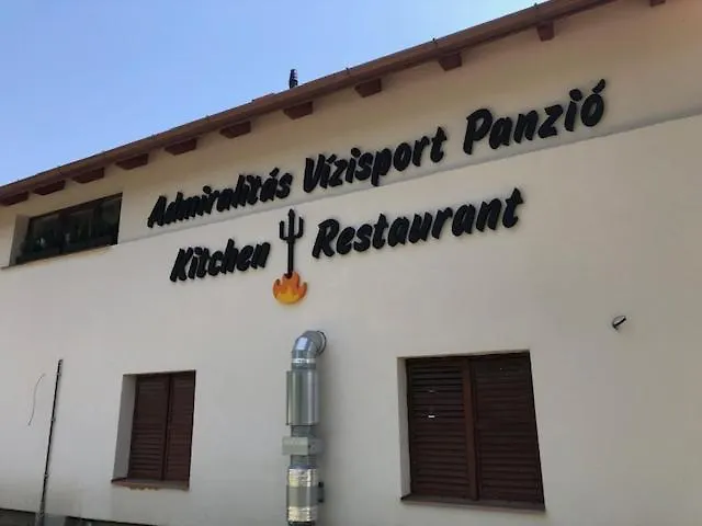 Admiralitas Kitchen And Restaurant Panzió